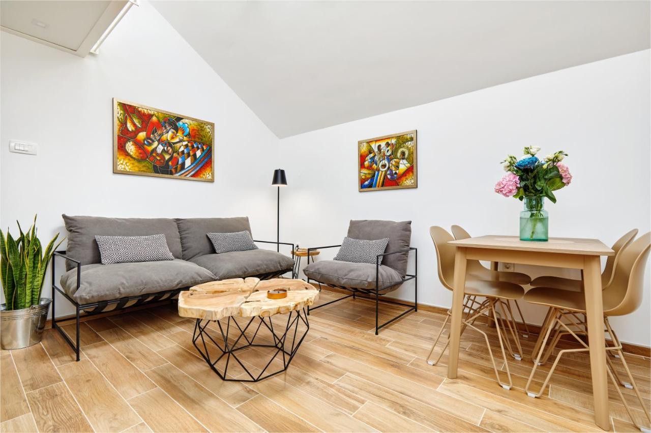 42° North Apartments تيفات المظهر الخارجي الصورة