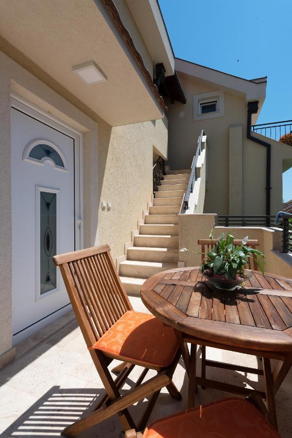 42° North Apartments تيفات المظهر الخارجي الصورة